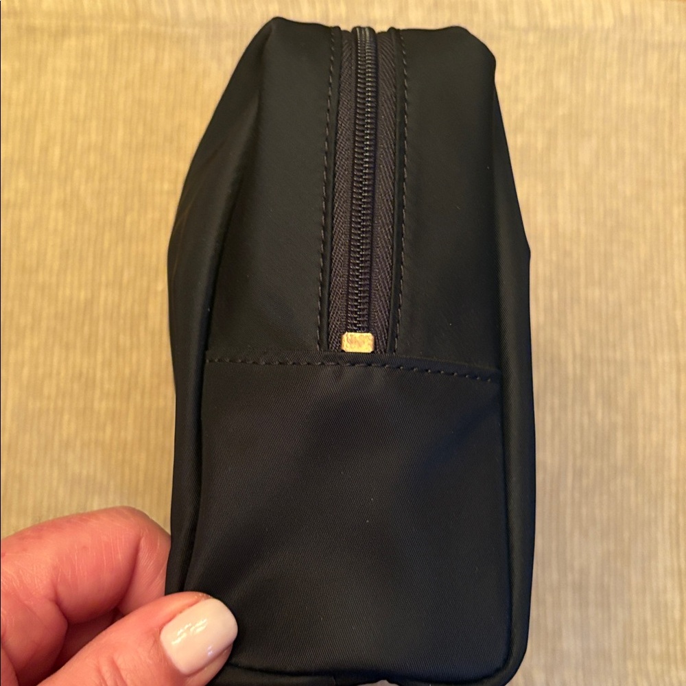 Tory Burch Black Women's Toiletry/Cosmetic Bag - Picture 5 of 7
